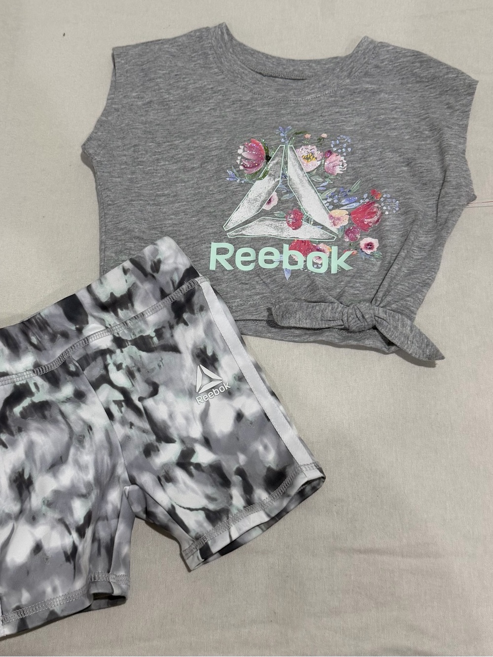 Reebok Gray Floral Logo Crop Top and Gray Tie-Dye Shorts Set 2piece